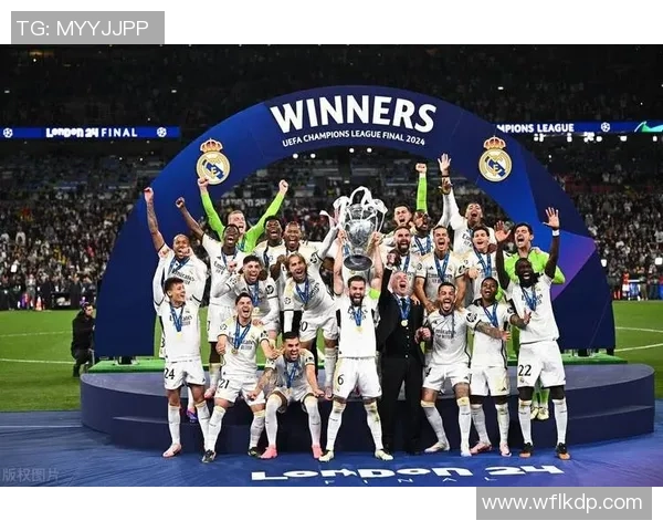 西班牙足球明星闪耀皇马赛场展现无与伦比的足球才华与激情